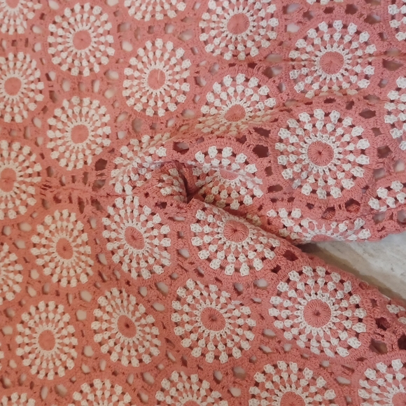 Unique Tory Burch Salmon Colored Crochet Cotton Knit Bermuda Shorts - Picture 8 of 10